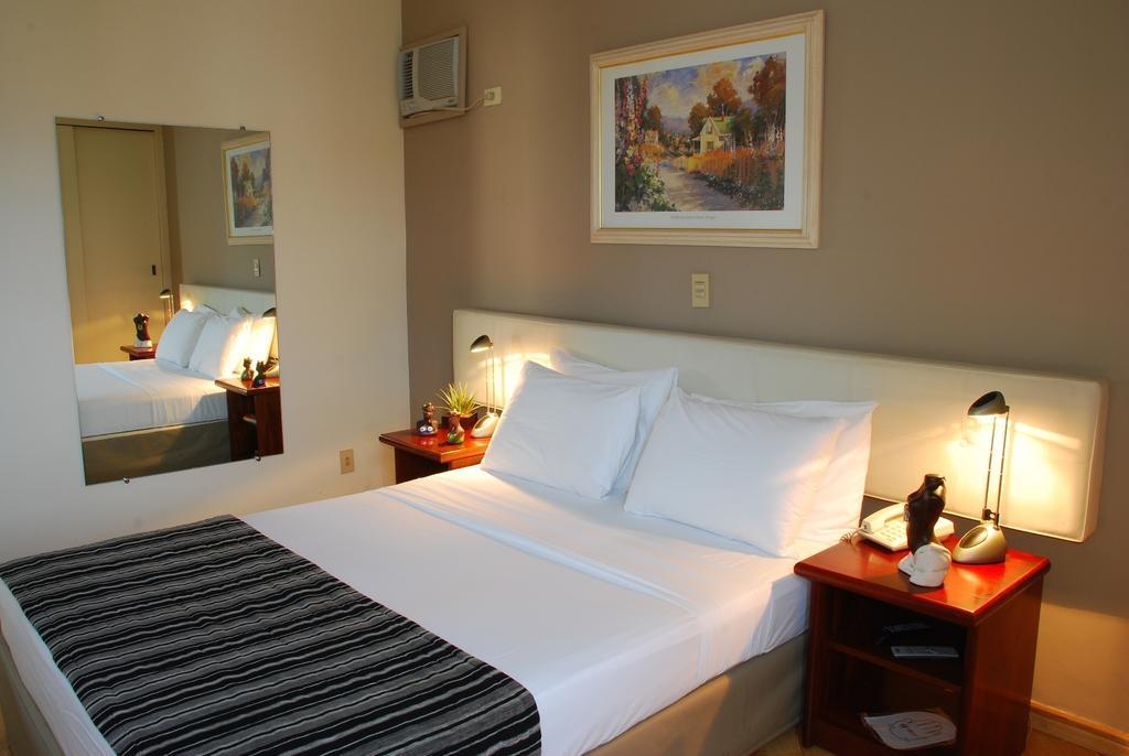 Forum Apart Hotel Belo Horizonte Habitación foto